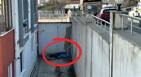 K­a­r­a­b­ü­k­’­t­e­ ­a­p­a­r­t­m­a­n­ ­b­a­h­ç­e­s­i­n­d­e­ ­k­a­d­ı­n­ ­c­e­s­e­d­i­ ­b­u­l­u­n­d­u­